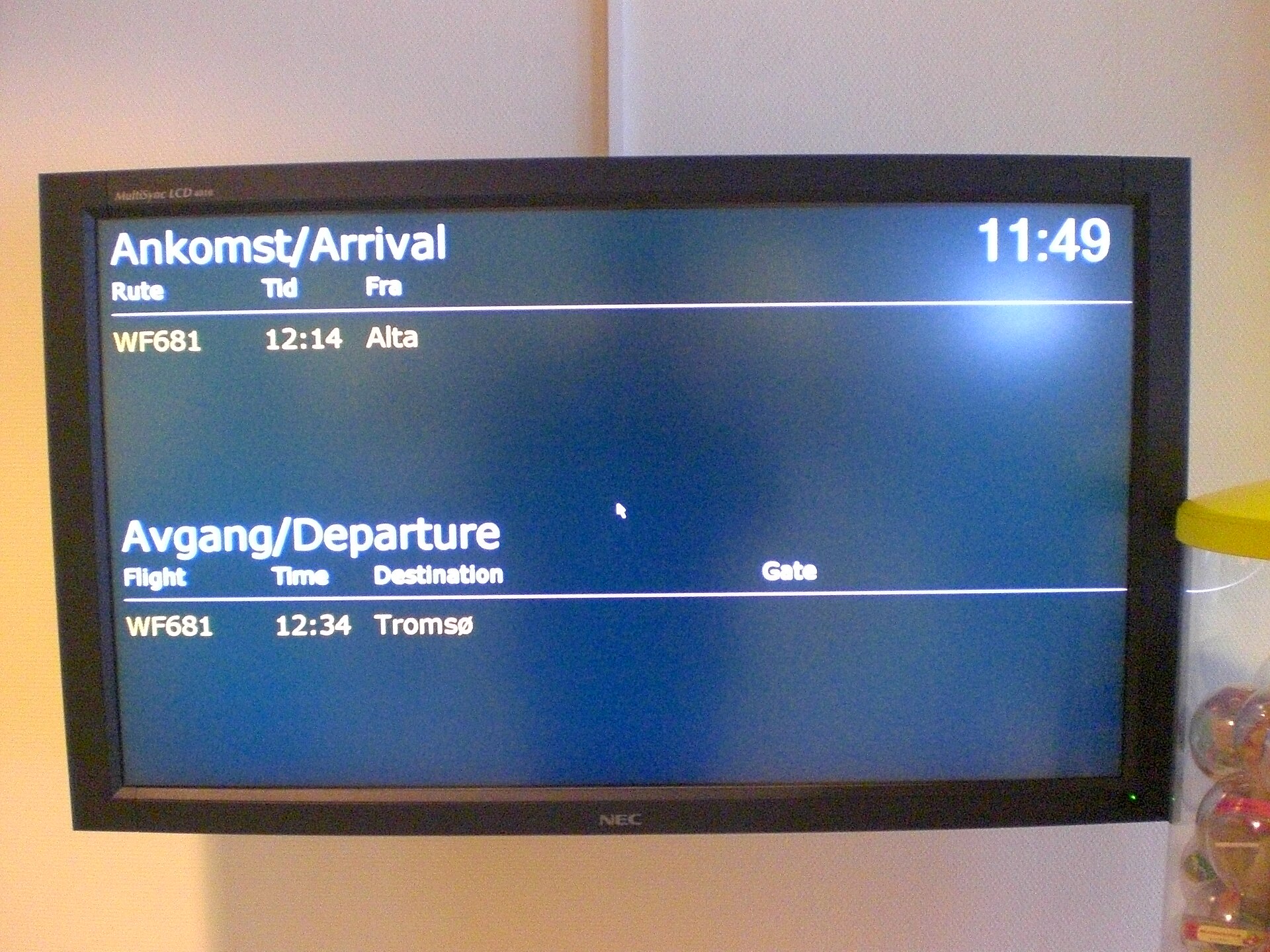 How to Find Cheap Flights in 2026: 15 Strategies That Work
